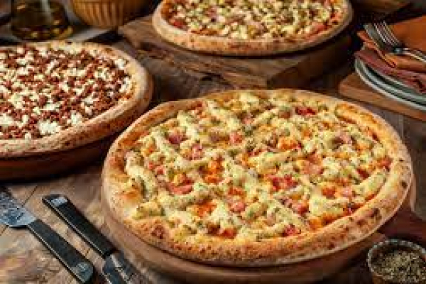 Pizza Média